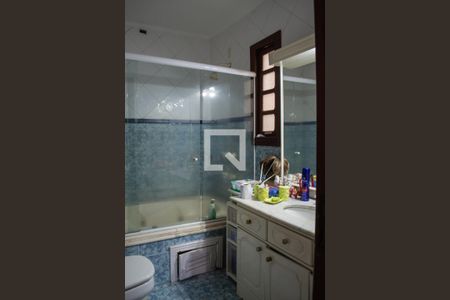 Banheiro suite 1  de casa à venda com 4 quartos, 200m² em Santa Tereza, Porto Alegre