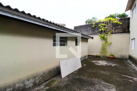 Casa para alugar com 55m², 1 quarto e sem vagaQuintal