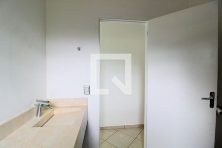 Casa para alugar com 55m², 1 quarto e sem vagaBanheiro