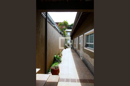 Casa para alugar com 55m², 1 quarto e sem vagaCorredor Lateral