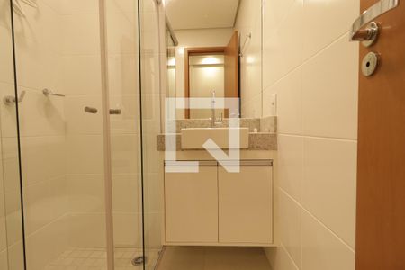 Banheiro  de kitnet/studio para alugar com 1 quarto, 29m² em Vila Amélia, Ribeirão Preto