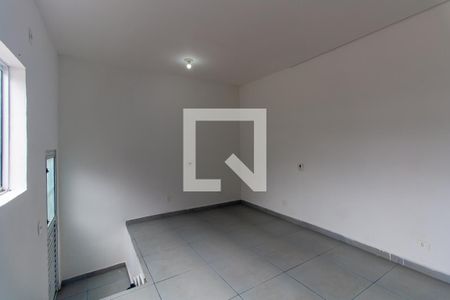 Sala/Cozinha de casa para alugar com 2 quartos, 54m² em Jardim Independência, São Paulo