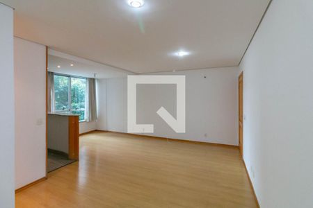 Sala de apartamento para alugar com 1 quarto, 75m² em Santo Agostinho, Belo Horizonte