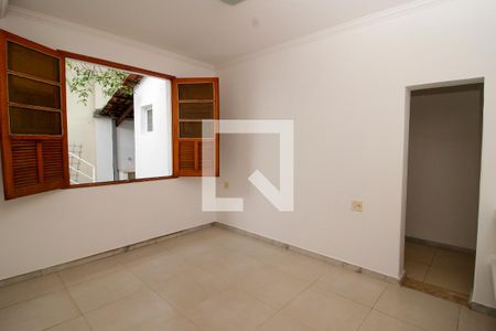 Suite 2 de casa à venda com 3 quartos, 200m² em Santa Efigênia, Belo Horizonte
