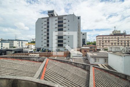 Vista de apartamento à venda com 2 quartos, 76m² em Azenha, Porto Alegre