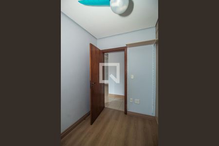 Apartamento à venda com 76m², 2 quartos e 2 vagasquarto