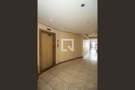 Apartamento à venda com 76m², 2 quartos e 2 vagascorredor