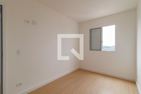Quarto 1 de apartamento para alugar com 2 quartos, 50m² em Jardim Salete, Taboão da Serra