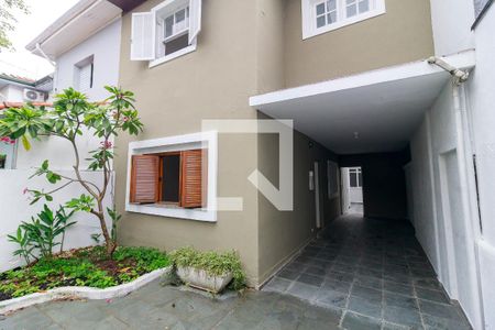 Casa para alugar com 114m², 3 quartos e 3 vagas Casa para alugar com 114m², 3 quartos e 3 vagasGaragem