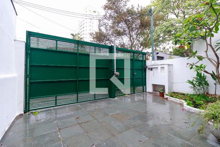 Casa para alugar com 114m², 3 quartos e 3 vagas Casa para alugar com 114m², 3 quartos e 3 vagasGaragem