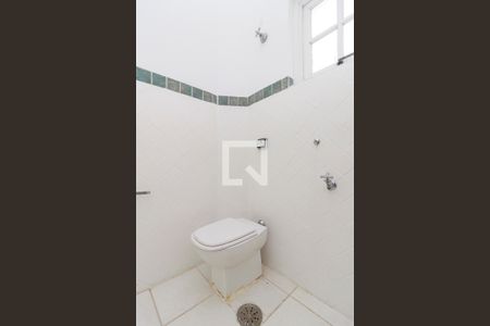Casa para alugar com 114m², 3 quartos e 3 vagas Casa para alugar com 114m², 3 quartos e 3 vagasBanheiro