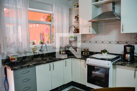 Casa à venda com 151m², 3 quartos e 2 vagasCozinha