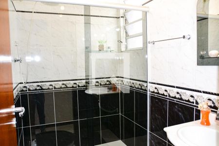 Casa à venda com 151m², 3 quartos e 2 vagasBanheiro Social