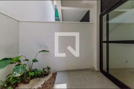 Studio à venda com 39m², 1 quarto e sem vaga Studio à venda com 39m², 1 quarto e sem vagaQuintal/Jardim
