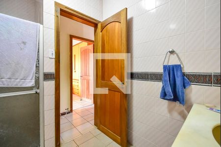 Casa à venda com 350m², 5 quartos e 5 vagasBanheiro 2