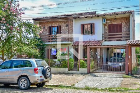 Casa à venda com 350m², 5 quartos e 5 vagasFachada