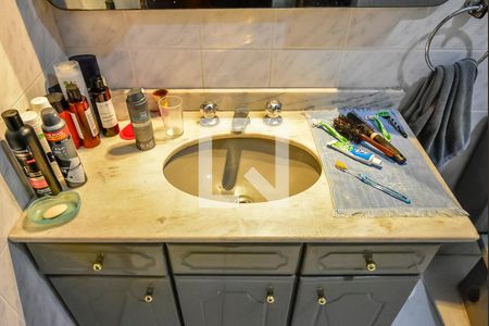 Casa à venda com 350m², 5 quartos e 5 vagasBanheiro da Suíte 1