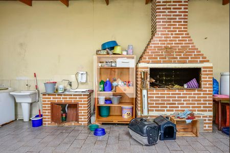 Casa à venda com 350m², 5 quartos e 5 vagasChurrasqueira