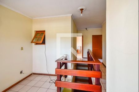 Casa à venda com 350m², 5 quartos e 5 vagasCorredor