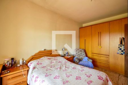 Casa à venda com 350m², 5 quartos e 5 vagasSuíte 2