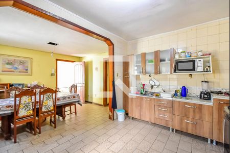 Casa à venda com 350m², 5 quartos e 5 vagasCozinha