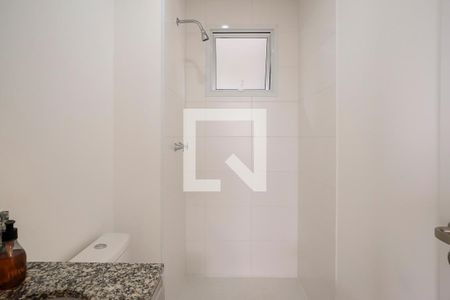 Apartamento para alugar com 68m², 2 quartos e 2 vagasBanheiro 