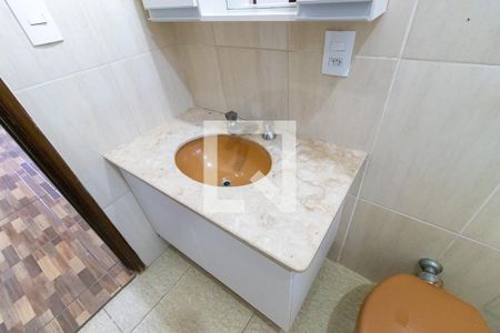 Banheiro da suíte de casa para alugar com 6 quartos, 250m² em Cidade Universitária, Campinas