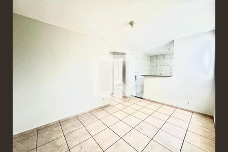 Apartamento à venda com 45m², 2 quartos e 1 vagaSala