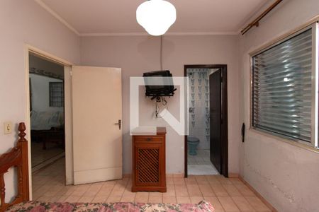 Quarto Suíte de casa à venda com 8 quartos, 400m² em Vila Nilo, São Paulo
