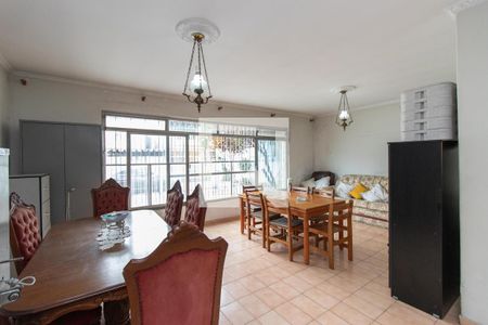 Sala de casa à venda com 8 quartos, 400m² em Vila Nilo, São Paulo