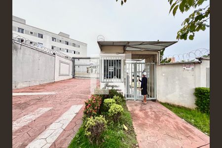 Fachada de apartamento para alugar com 2 quartos, 45m² em Cabral, Contagem
