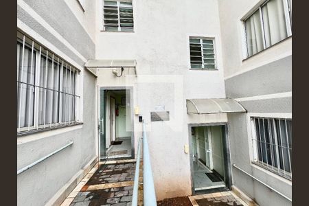 Área comum de apartamento para alugar com 2 quartos, 45m² em Cabral, Contagem