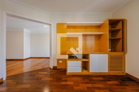 Sala de TV de apartamento para alugar com 3 quartos, 145m² em Pinheiros, São Paulo