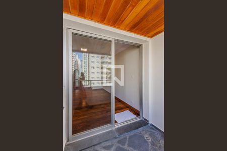 Varanda de apartamento para alugar com 3 quartos, 145m² em Pinheiros, São Paulo
