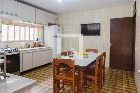 Casa à venda com 450m², 3 quartos e 8 vagas Casa à venda com 450m², 3 quartos e 8 vagasCozinha