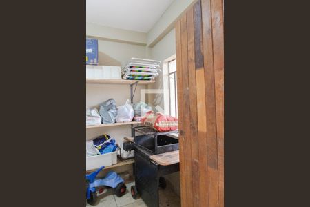 Casa à venda com 450m², 3 quartos e 8 vagas Casa à venda com 450m², 3 quartos e 8 vagasDispensa