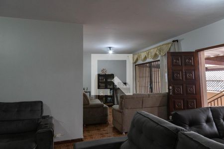 Sala de TV de casa à venda com 3 quartos, 450m² em Jardim Almeida Prado, Guarulhos