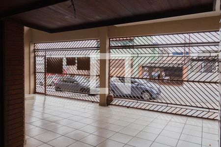 Casa à venda com 450m², 3 quartos e 8 vagas Casa à venda com 450m², 3 quartos e 8 vagasGaragem