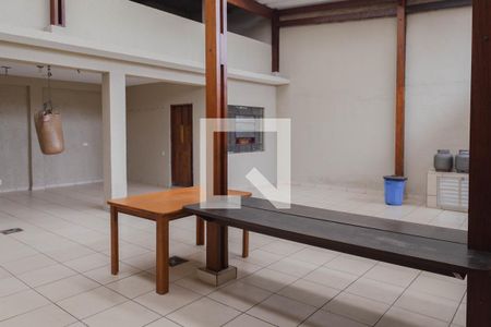 Casa à venda com 450m², 3 quartos e 8 vagas Casa à venda com 450m², 3 quartos e 8 vagasQuintal do Fundo