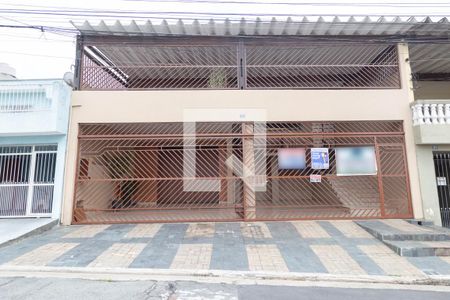 Casa à venda com 450m², 3 quartos e 8 vagas Casa à venda com 450m², 3 quartos e 8 vagasFachada Casa