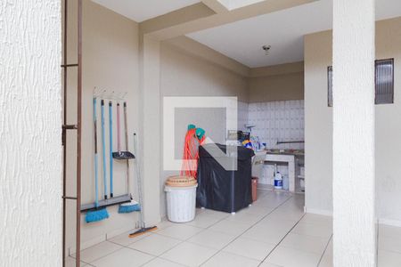 Casa à venda com 450m², 3 quartos e 8 vagas Casa à venda com 450m², 3 quartos e 8 vagasLavanderia