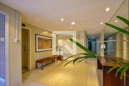 Apartamento à venda com 74m², 3 quartos e 2 vagasHall de entrada