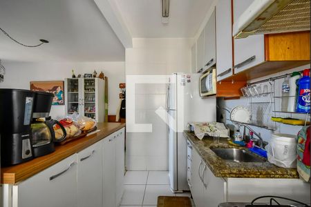 Apartamento à venda com 74m², 3 quartos e 2 vagasCozinha