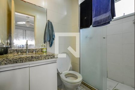 Apartamento à venda com 74m², 3 quartos e 2 vagasBanheiro da Suíte