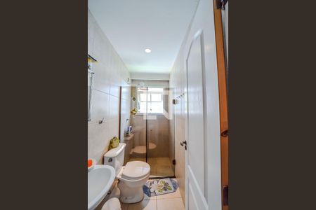 Casa à venda com 220m², 4 quartos e 2 vagas Casa à venda com 220m², 4 quartos e 2 vagasBanheiro Social 2