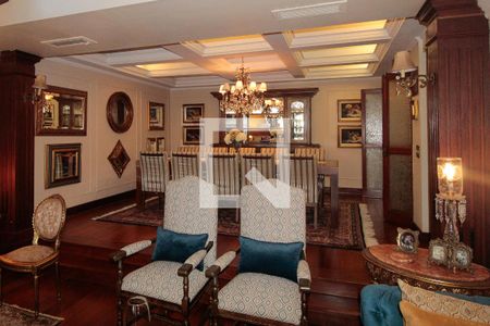 Sala de casa à venda com 5 quartos, 640m² em Três Figueiras, Porto Alegre