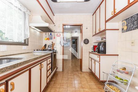 Apartamento à venda com 189m², 3 quartos e 2 vagas Apartamento à venda com 189m², 3 quartos e 2 vagasCozinha