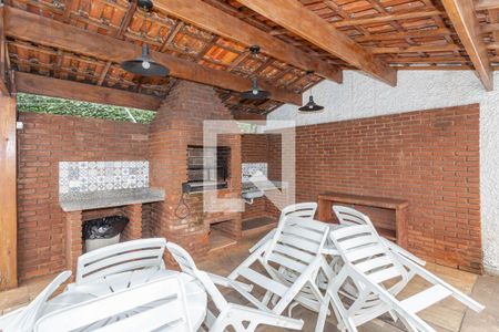 Apartamento à venda com 189m², 3 quartos e 2 vagas Apartamento à venda com 189m², 3 quartos e 2 vagasChurrasqueira