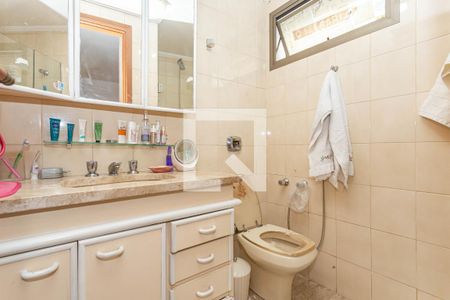 Apartamento à venda com 189m², 3 quartos e 2 vagas Apartamento à venda com 189m², 3 quartos e 2 vagasBanheiro Suíte 2
