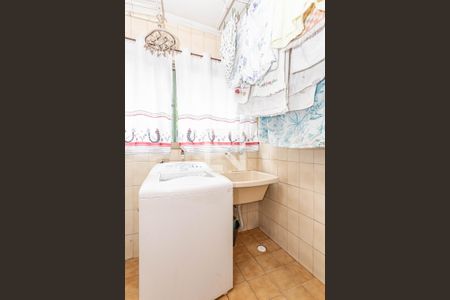 Apartamento à venda com 189m², 3 quartos e 2 vagas Apartamento à venda com 189m², 3 quartos e 2 vagasArea de Serviços